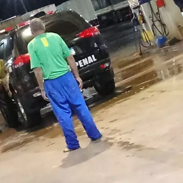 Motorista embriagado é preso ao dirigir viatura da Polícia Penal na BR-163