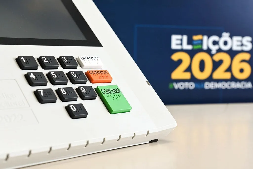 TSE desmente fraude e explica pausa na divulgação de votos por 50 minutos